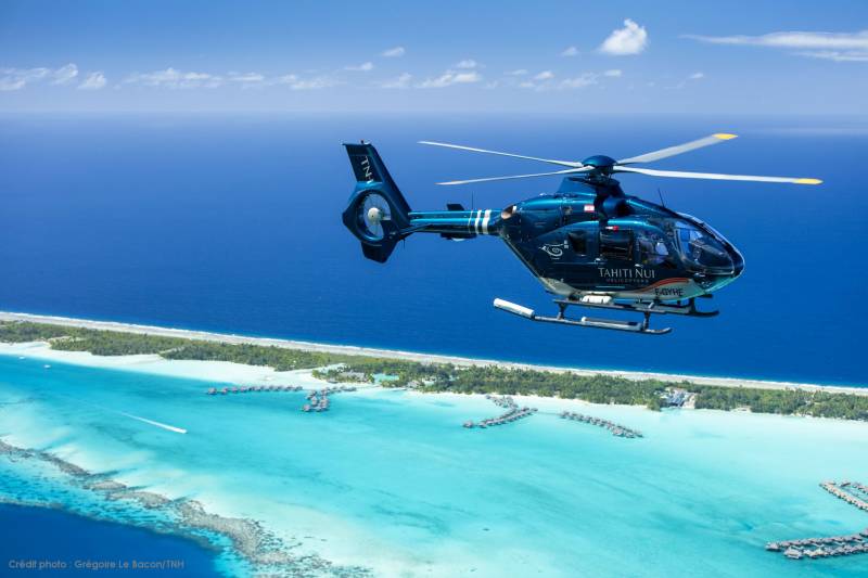 Survol en hélicoptère à Bora Bora en Polynésie française